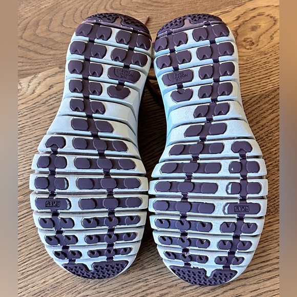 Oscilate Marron Purple-root Brown Womens The North Face Sneakers Size 7.5 - Picture 14 of 15